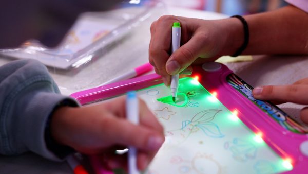 Svetelný Neon LED tablet